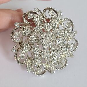 Vintage Large Silver Tone Crystal Rhinestone Flower Statement Brooch Pin